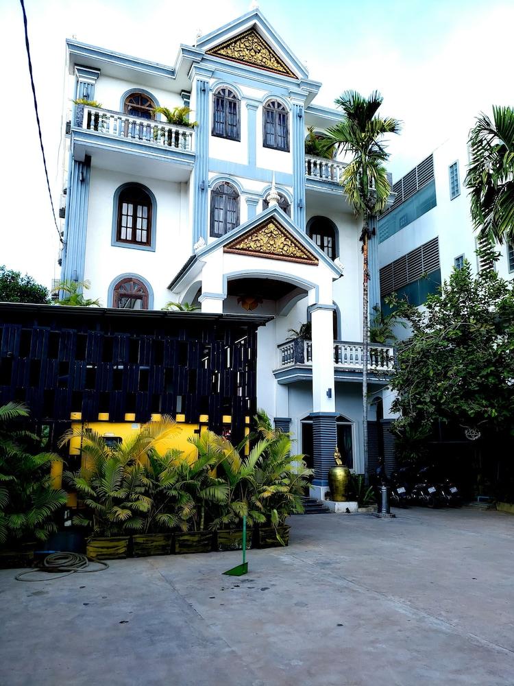 Parent Heritage Angkor Villa Siem Reap Buitenkant foto