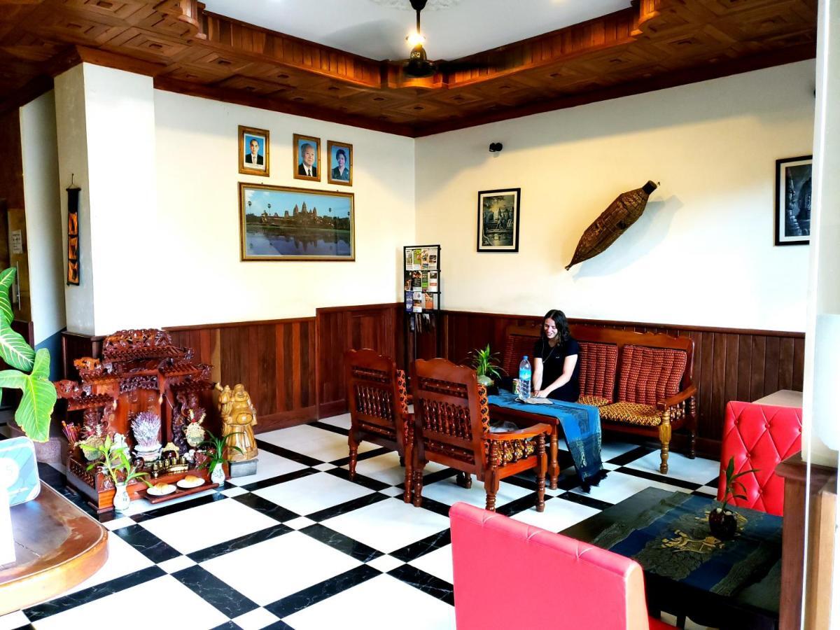 Parent Heritage Angkor Villa Siem Reap Buitenkant foto